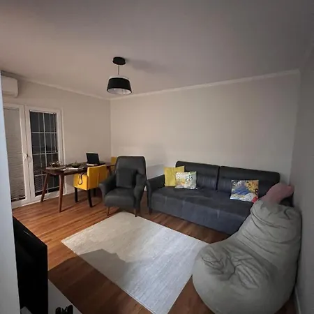 Cozy Apartment Tirana